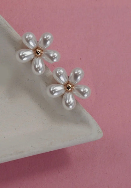 Pearl Flower Stud Earrings