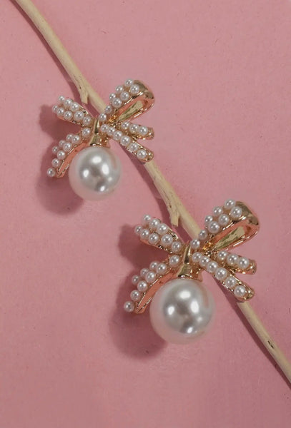 Pearl Bow Stud