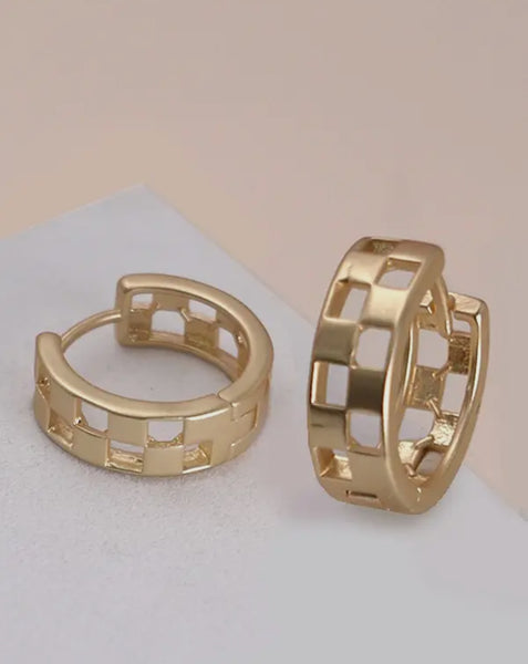 Mini Cutout Checkered Hoop