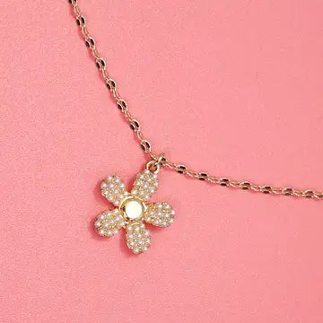 Pearl Flower Necklace